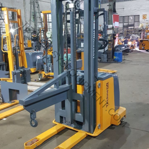 Battery Operated Stacker - Crane